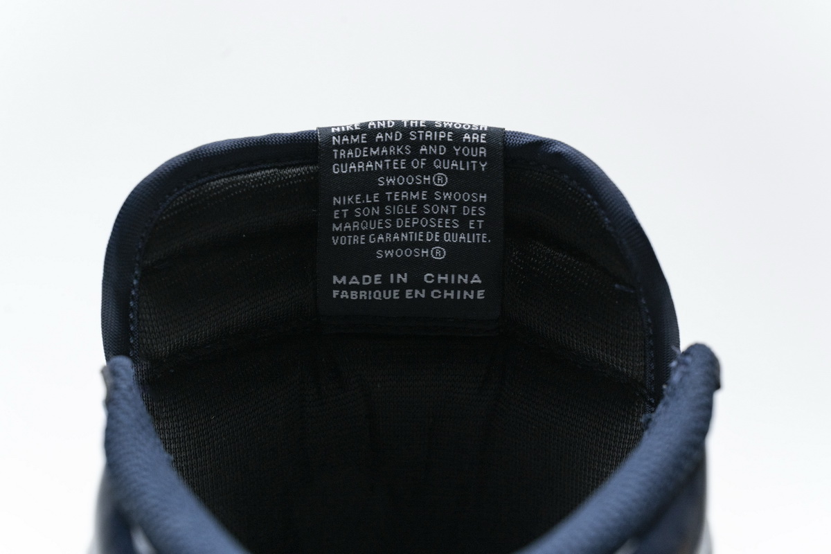 小北卡蓝 PRO版乔丹1代篮球运动鞋 CD0461-401 Air Jordan 1 Retro High OG “UNC Patent” 006.jpg