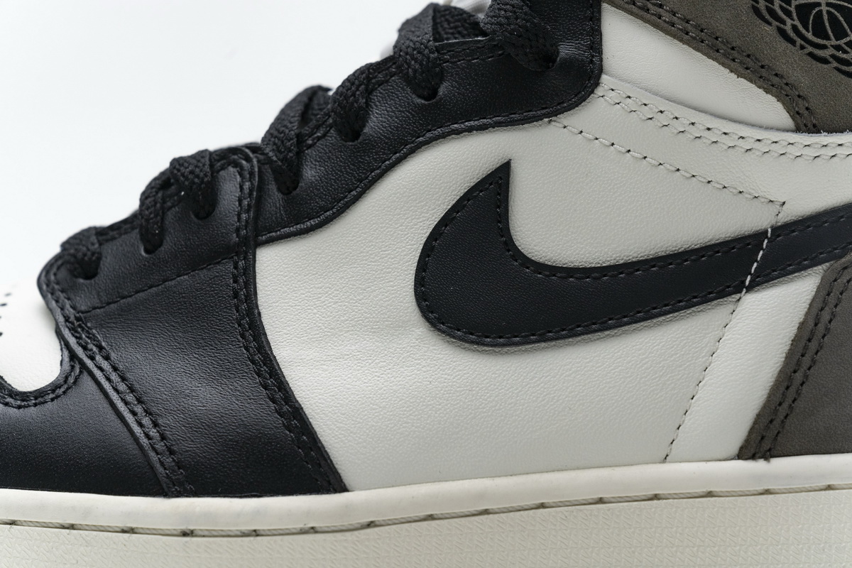摩卡小倒勾 PRO版乔丹1代篮球运动鞋 乔丹1代 555088-105 Air Jordan 1 Retro High OG 'Dark Mocha' 015.JPG